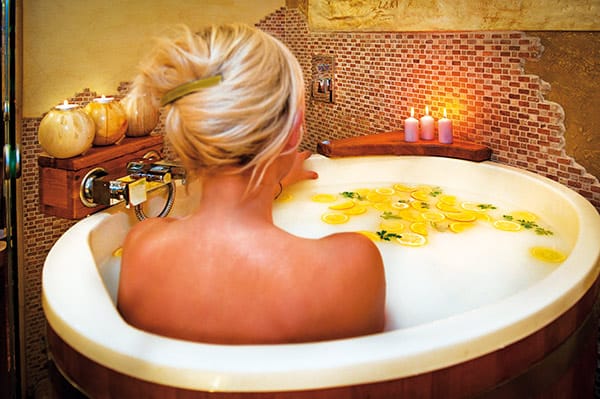 Kąpiel ofuro w Manor House SPA.